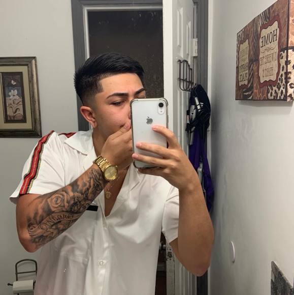 Meet your Posher, Andrew - Picture 1 of 1